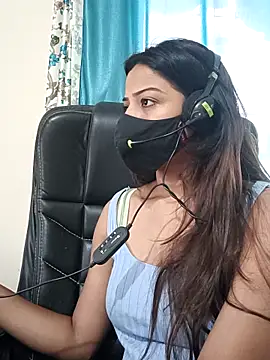 Snapshot of CRAZY__BITE chatting on November 11, 2025, 9:59 am CRAZY BITE online show from November 11, 2025, 9:59 am