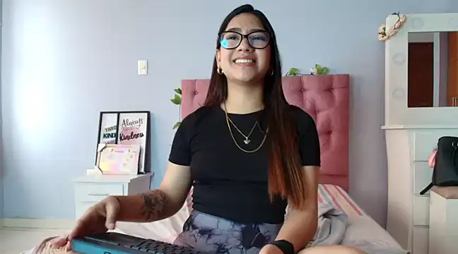 Snapshot of yousweet-Scarett chatting on March 8, 2025, 3:24 pm yousweet-Scarett online show from March 8, 2025, 3:24 pm