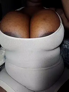 Snapshot of wamie12 chatting on November 20, 2025, 10:42 pm wamie12 online show from November 20, 2025, 10:42 pm