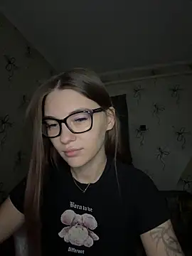 Snapshot of MrrKate chatting on November 7, 2025, 1:54 am MrrKate online show from November 7, 2025, 1:54 am