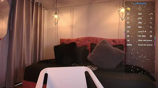 Snapshot of miaoconell chatting on November 6, 2025, 8:46 pm miaoconell online show from November 6, 2025, 8:46 pm