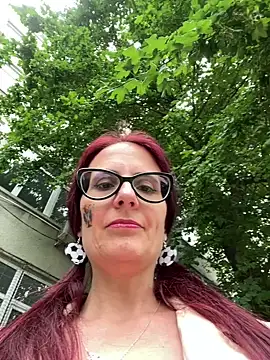 Snapshot of NataKitten chatting on June 18, 2026, 3:49 am NataKitten online show from June 18, 2026, 3:49 am