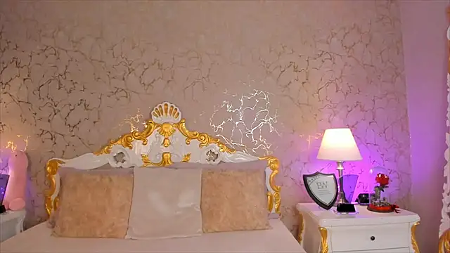 ScarlettWallace online show from October 27, 2025, 3:57 pm