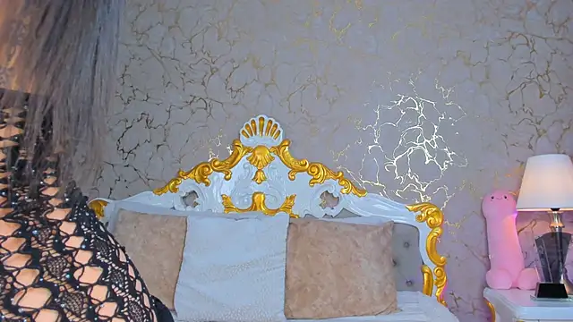 ScarlettWallace online show from March 10, 2025, 8:34 pm