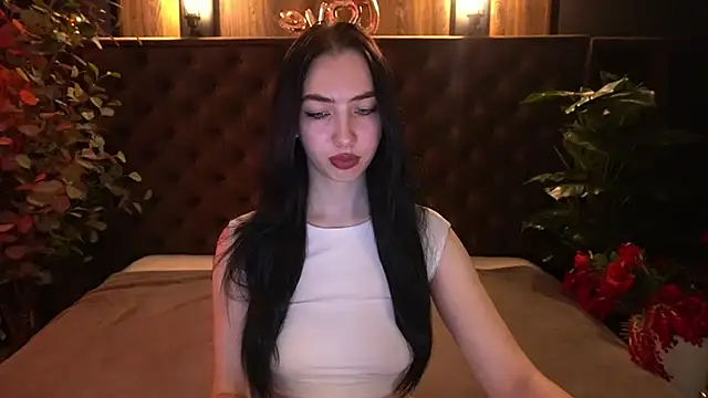 Snapshot of WildKittenX_ chatting on May 1, 2026, 5:56 am WildKittenX online show from May 1, 2026, 5:56 am
