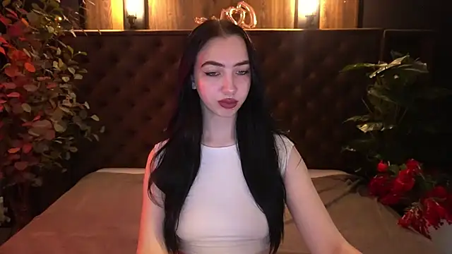 Snapshot of WildKittenX_ chatting on April 30, 2026, 5:47 am WildKittenX online show from April 30, 2026, 5:47 am
