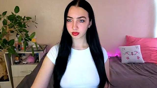 Snapshot of WildKittenX_ chatting on May 30, 2026, 4:08 am WildKittenX online show from May 30, 2026, 4:08 am