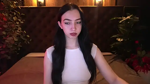 Snapshot of WildKittenX_ chatting on April 24, 2026, 5:42 am WildKittenX online show from April 24, 2026, 5:42 am