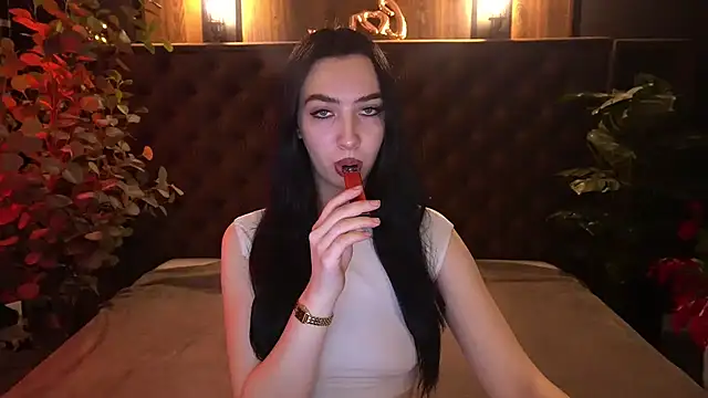 Snapshot of WildKittenX_ chatting on May 6, 2026, 5:55 am WildKittenX online show from May 6, 2026, 5:55 am