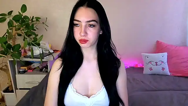 Snapshot of WildKittenX_ chatting on May 23, 2026, 5:06 am WildKittenX online show from May 23, 2026, 5:06 am