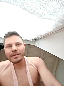 Snapshot of Ginettofurby chatting on February 26, 2025, 2:38 pm Ginettofurby online show from February 26, 2025, 2:38 pm