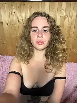 nemesidaM online show from September 8, 2025, 2:49 pm