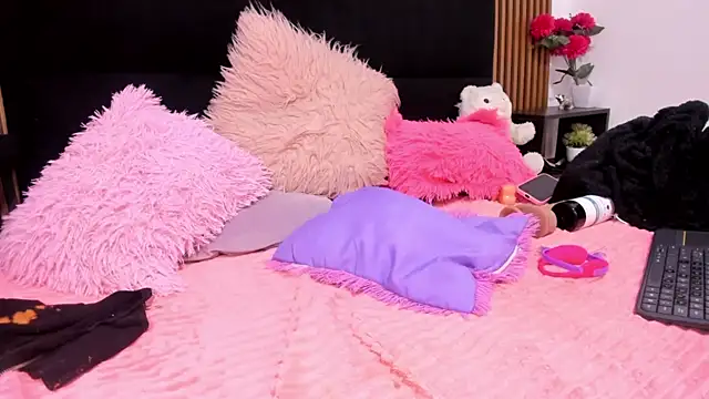 Snapshot of Bonniie_22 chatting on April 2, 2026, 9:16 am Bonniie 22 online show from April 2, 2026, 9:16 am