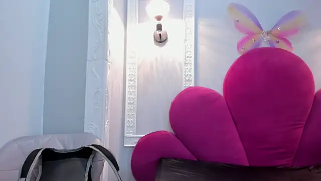 Snapshot of Bonniie_22 chatting on November 5, 2025, 3:48 pm Bonniie 22 online show from November 5, 2025, 3:48 pm