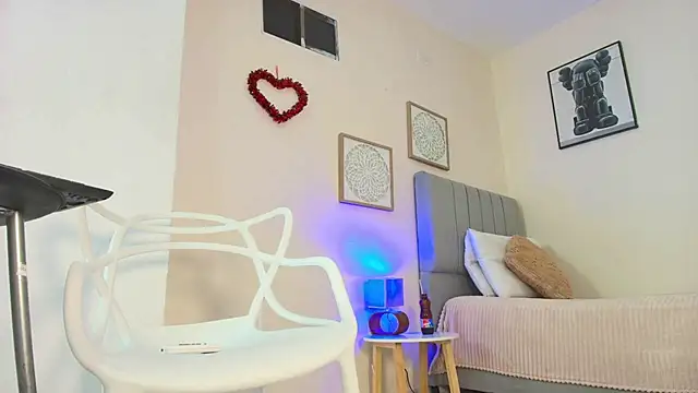 Snapshot of mary_cute9 chatting on March 9, 2026, 12:09 pm mary cute9 online show from March 9, 2026, 12:09 pm