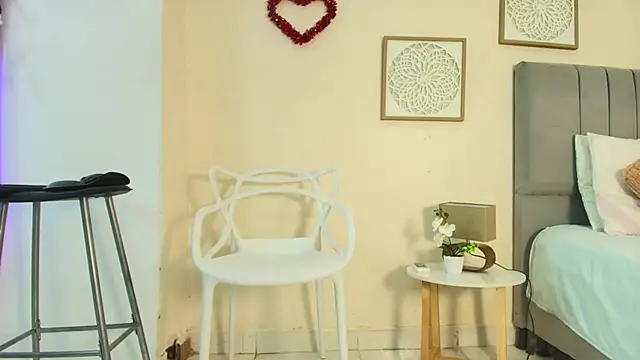 Snapshot of mary_cute9 chatting on March 21, 2026, 11:58 am mary cute9 online show from March 21, 2026, 11:58 am