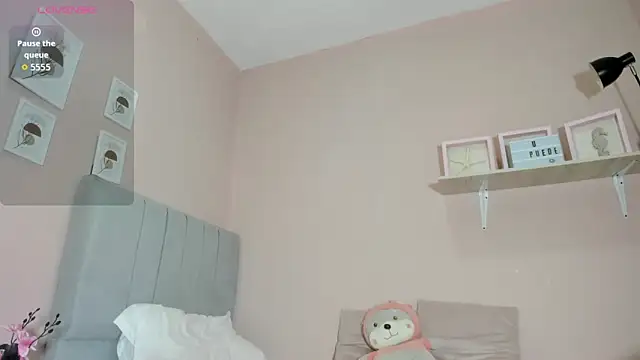 mary cute9 online show from November 6, 2025, 11:47 am