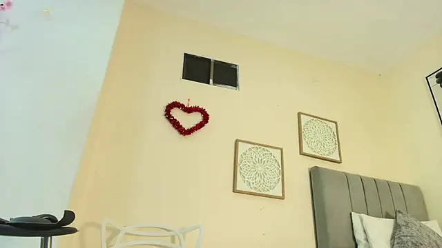 Snapshot of mary_cute9 chatting on March 24, 2026, 12:16 pm mary cute9 online show from March 24, 2026, 12:16 pm