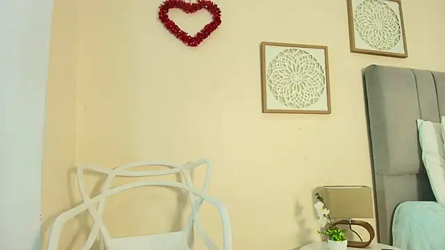 Snapshot of mary_cute9 chatting on March 28, 2026, 12:06 pm mary cute9 online show from March 28, 2026, 12:06 pm