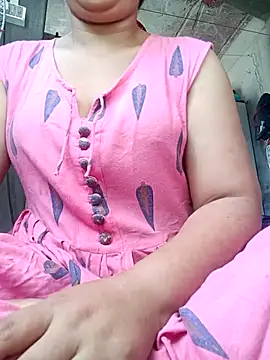 Snapshot of kushibobs chatting on November 17, 2025, 5:22 am kushibobs online show from November 17, 2025, 5:22 am