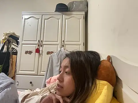 ladypaggy online show from March 18, 2025, 12:17 pm