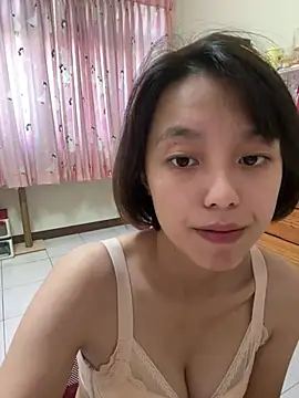 Snapshot of ladypaggy chatting on March 12, 2026, 6:06 am ladypaggy online show from March 12, 2026, 6:06 am