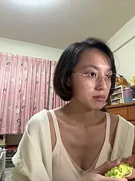 Snapshot of ladypaggy chatting on March 27, 2026, 2:07 pm ladypaggy online show from March 27, 2026, 2:07 pm