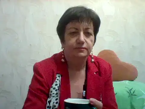 Snapshot of Lota5821 chatting on March 10, 2025, 4:17 am Lota5821 online show from March 10, 2025, 4:17 am