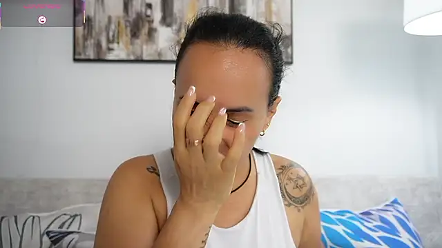 Sara Charmy online show from February 2, 2026, 11:09 am