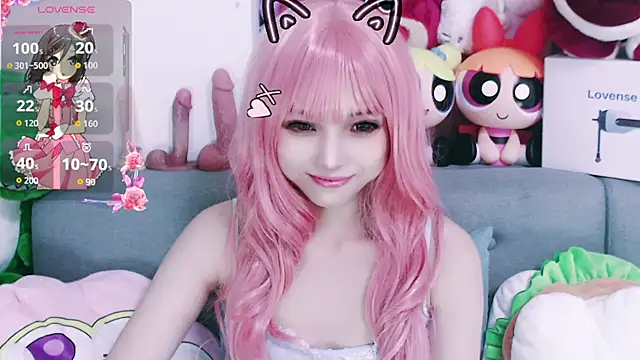 Snapshot of chenenna7 chatting on December 16, 2025, 2:21 pm chenenna7 online show from December 16, 2025, 2:21 pm