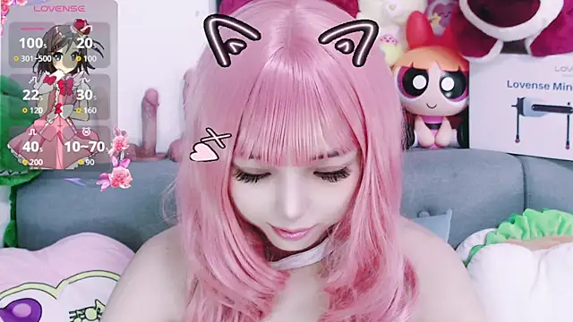 Snapshot of chenenna7 chatting on December 18, 2025, 2:32 pm chenenna7 online show from December 18, 2025, 2:32 pm