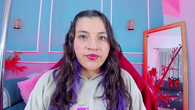 TaraTaylorr online show from February 28, 2026, 9:14 pm