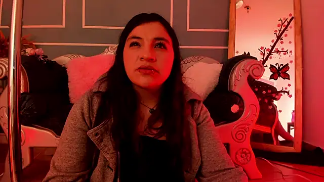 Snapshot of TaraTaylorr chatting on April 9, 2026, 3:19 am TaraTaylorr online show from April 9, 2026, 3:19 am