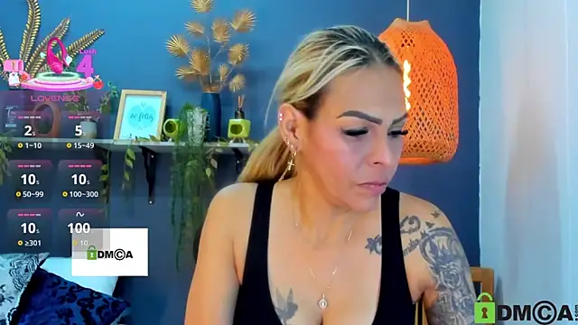 yessila parker online show from November 29, 2025, 2:44 am