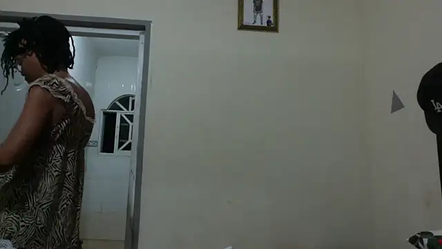 Ladyzee25 online show from October 7, 2025, 2:45 am