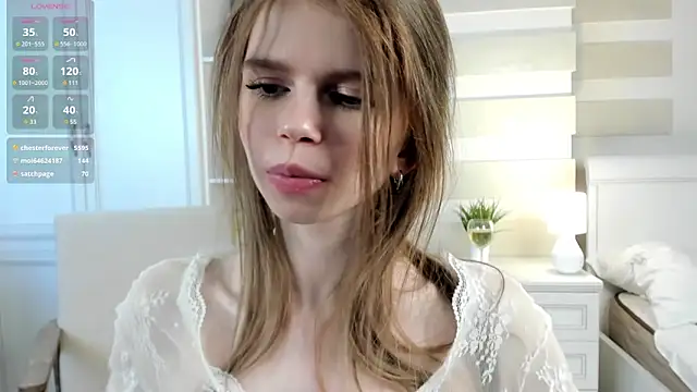 AmityDilley online show from March 19, 2025, 9:49 am