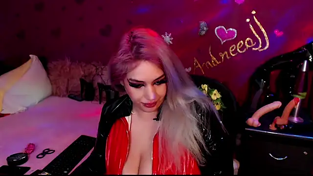 Snapshot of AndreeaJJ chatting on March 19, 2025, 5:28 pm AndreeaJJ online show from March 19, 2025, 5:28 pm