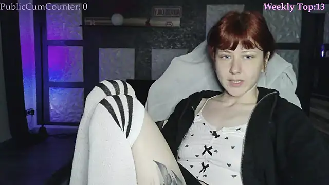 Snapshot of SweetSeraphine chatting on March 5, 2026, 6:32 am SweetSeraphine online show from March 5, 2026, 6:32 am