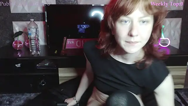 Snapshot of SweetSeraphine chatting on March 17, 2026, 8:56 pm SweetSeraphine online show from March 17, 2026, 8:56 pm