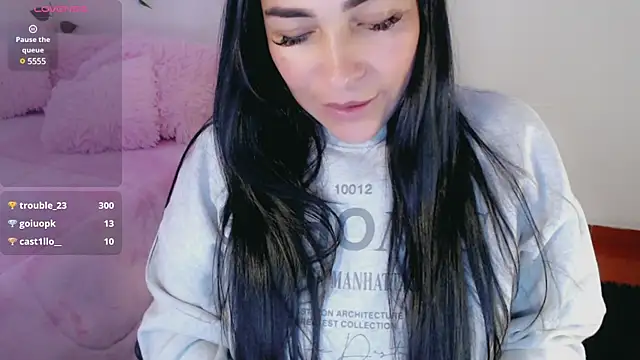 Snapshot of luna_lgomez_ chatting on March 2, 2025, 1:09 pm luna lgomez online show from March 2, 2025, 1:09 pm
