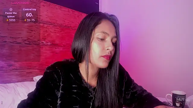 Snapshot of Fernanda_liie_ chatting on June 2, 2026, 1:00 pm Fernanda liie online show from June 2, 2026, 1:00 pm