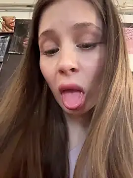 Snapshot of melicious_ chatting on February 21, 2026, 7:21 am melicious online show from February 21, 2026, 7:21 am