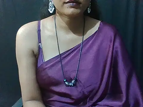 Snapshot of sugandha_bhabhi chatting on October 7, 2025, 5:36 pm sugandha bhabhi online show from October 7, 2025, 5:36 pm
