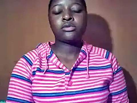 sexyhips2001 online show from October 20, 2025, 7:36 pm