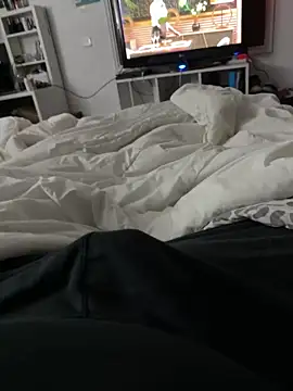 Snapshot of Mpampi chatting on December 22, 2025, 4:29 pm Mpampi online show from December 22, 2025, 4:29 pm