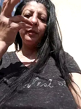 Snapshot of Alina_eve chatting on May 25, 2026, 7:40 am Alina eve online show from May 25, 2026, 7:40 am