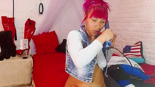 millygrey online show from September 19, 2025, 4:11 pm