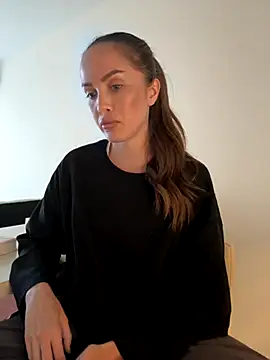 Beverly Hilll online show from September 19, 2025, 1:15 pm