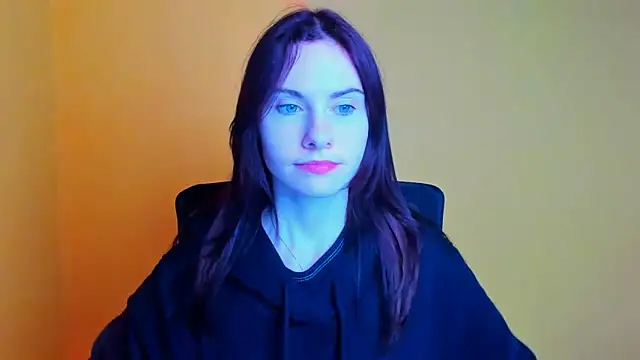 Fiona Night online show from March 14, 2025, 12:21 am