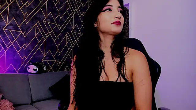 Snapshot of Tahara_Romanov chatting on February 7, 2026, 11:51 am Tahara Romanov online show from February 7, 2026, 11:51 am